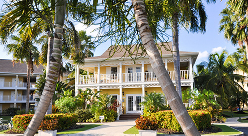 Sunshine Hotel & Suites